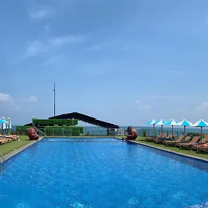 Sulis & Kuta (Bali)